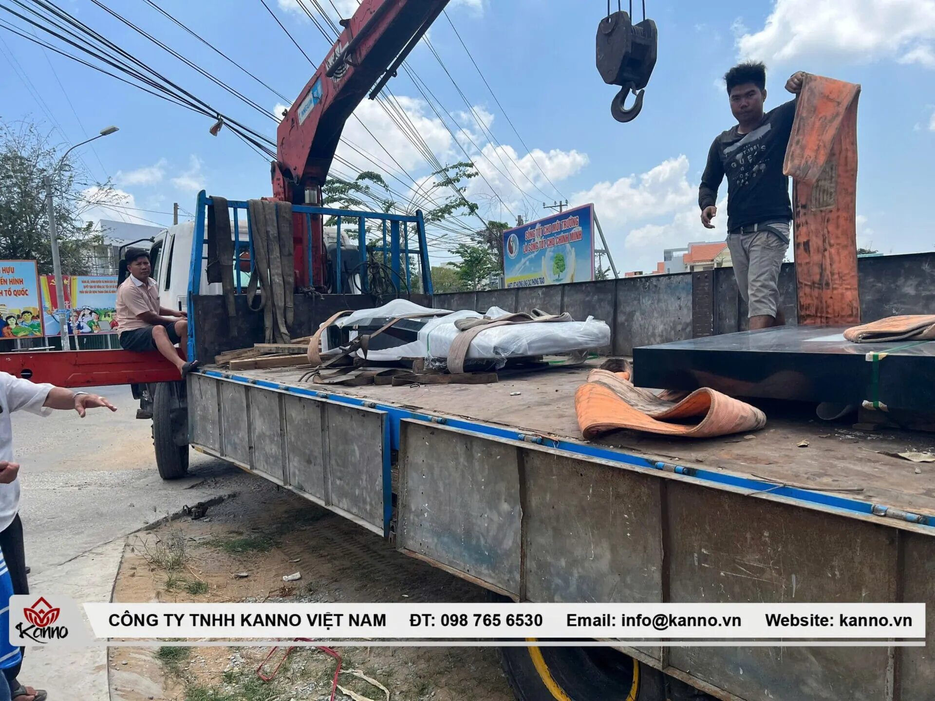 Quy Trình Chế Tác Mộ Từ Đá Khối Granite Ấn Độ Tại Kanno Đá Khối Granite Ấn Độ Quy Trình Chế Tác Mộ Từ Nguyên Liệu Đá Khối Granite Ấn Độ Tại Kanno