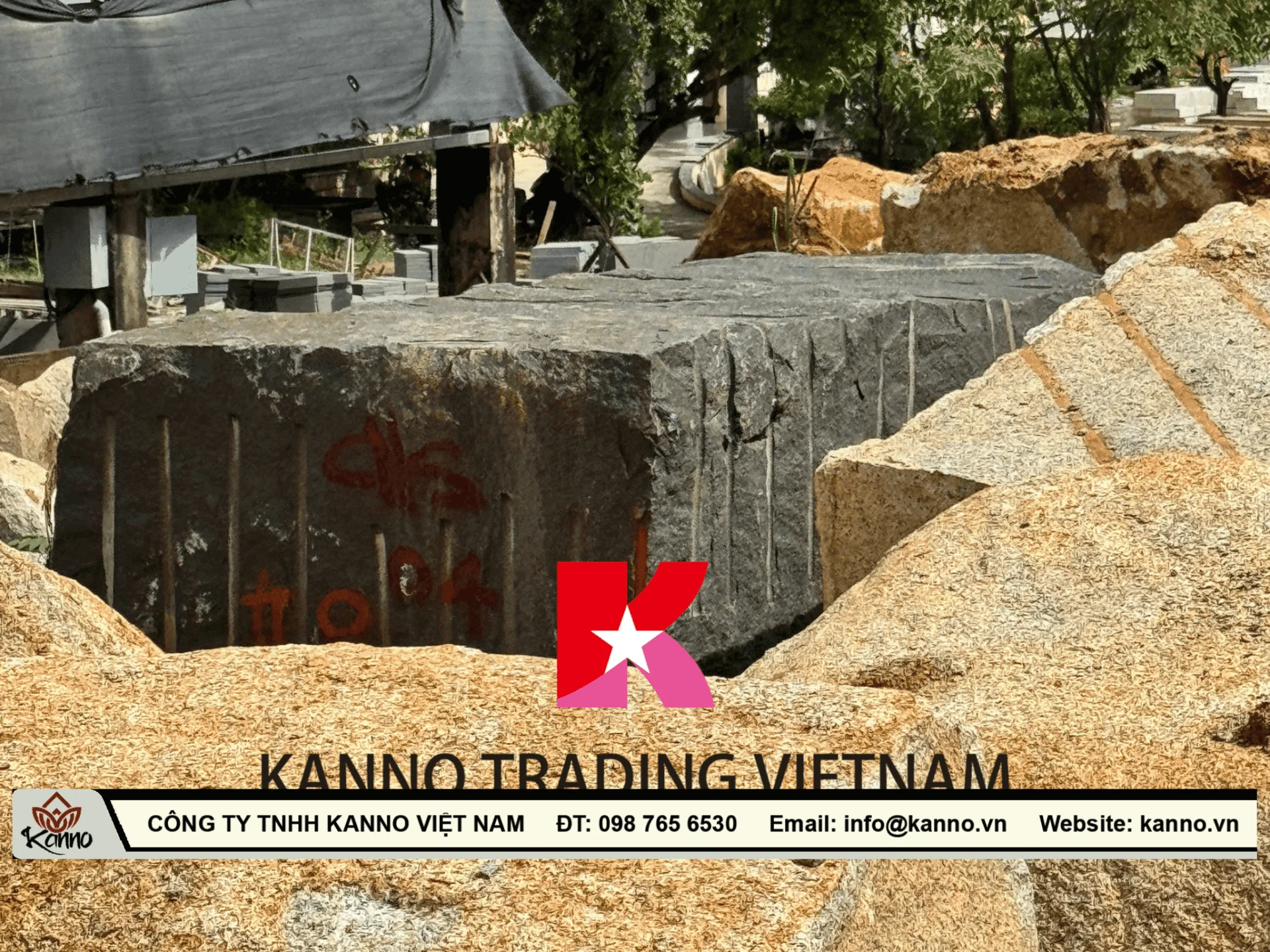 Quy Trình Chế Tác Mộ Từ Đá Khối Granite Ấn Độ Tại Kanno Đá Khối Granite Ấn Độ Quy Trình Chế Tác Mộ Từ Nguyên Liệu Đá Khối Granite Ấn Độ Tại Kanno