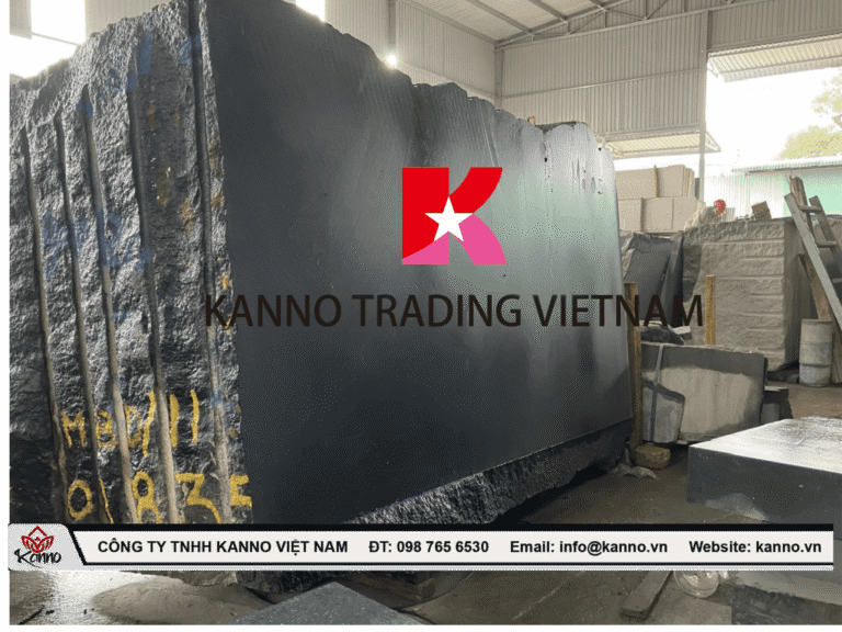 Hình ảnh gia công đá granite tại xưởng của Kanno Việt Nam
