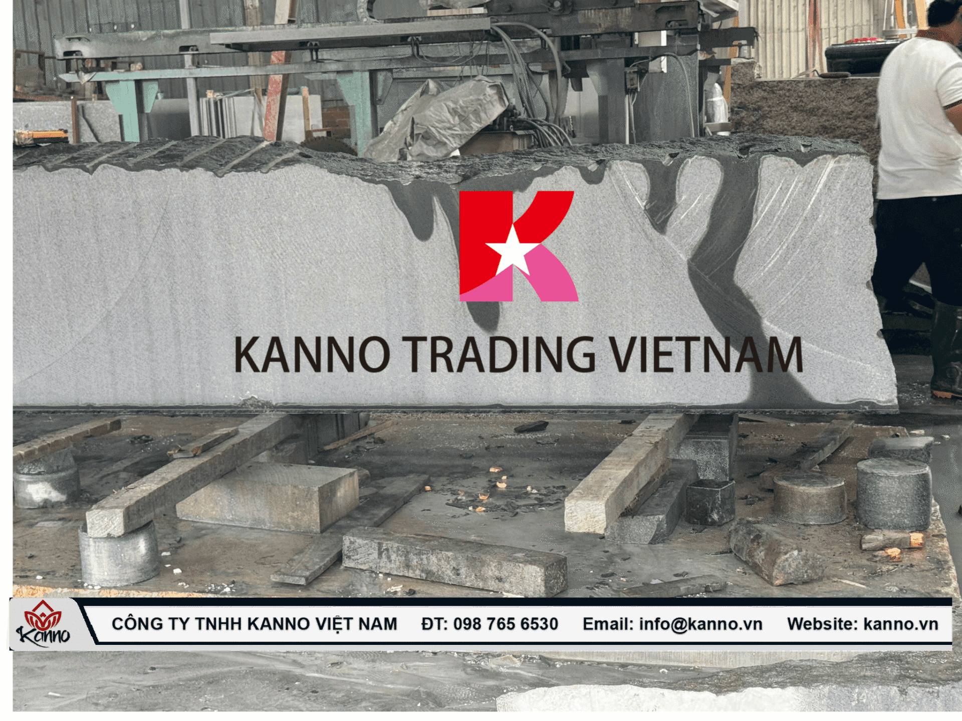 Đá Đen Ấn Độ – Đặc Điểm Và Ứng Dụng Làm Mộ đá đen Ấn Độ Đá Đen Ấn Độ: Vẻ Đẹp Từ Tự Nhiên Mang Đến Sự Sang Trọng Và Đẳng Cấp