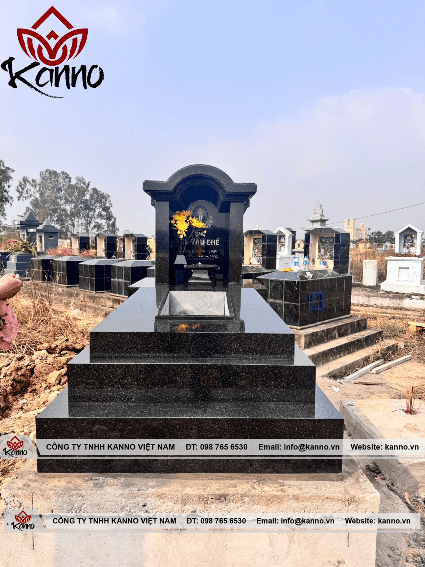 Mộ Đá Granite Tam Cấp – Mẫu Đẹp, Kích Thước & Cách Chọn mộ đá granite tam cấp Mộ đá granite tam cấp có mái che