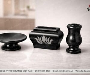 Hình ảnh Bộ phụ kiện thờ cúng bằng đá Granite đen Ấn Độ cao cấp PK01 - Kanno Việt Nam